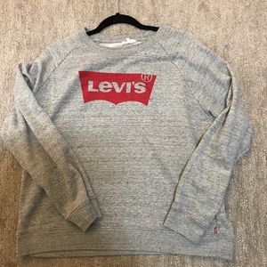Levi’s crew neck